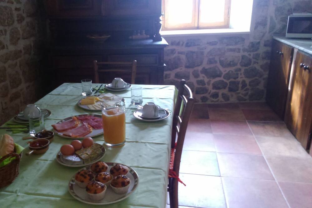 Photo of Kitchen in Donja Banda
