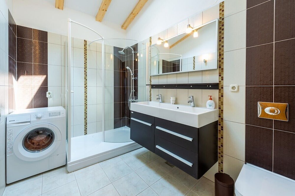 Photo of Bathroom in Trsteno