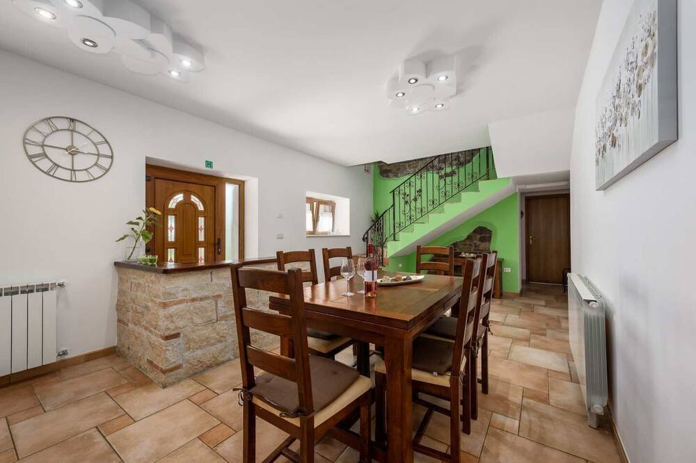 Photo of Kitchen in Momjan