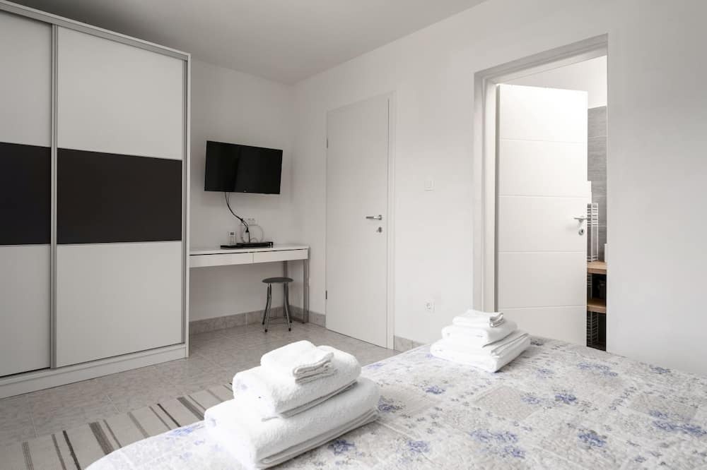 Photo of Bedroom in Brgod