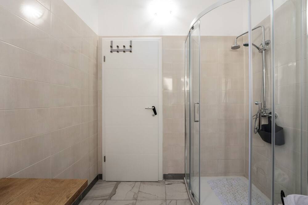 Photo of Bathroom in Brgod