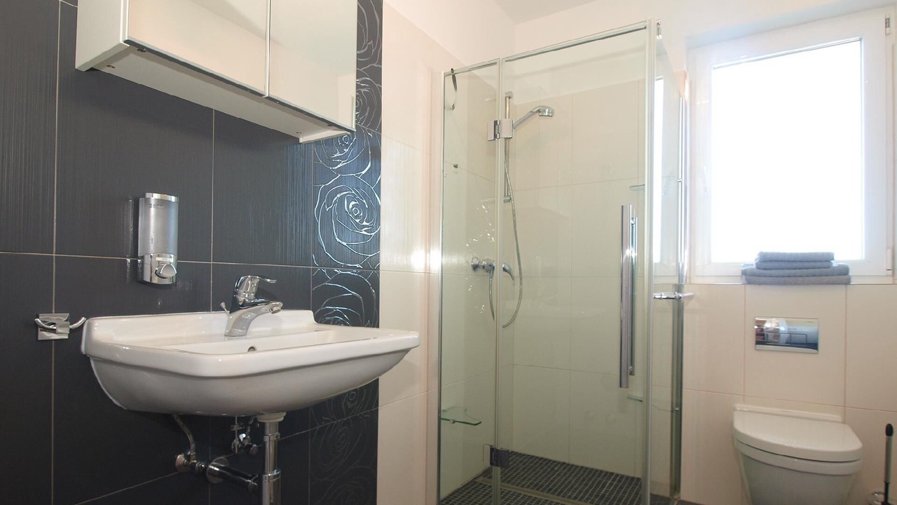 Photo of Bathroom in Vinkuran