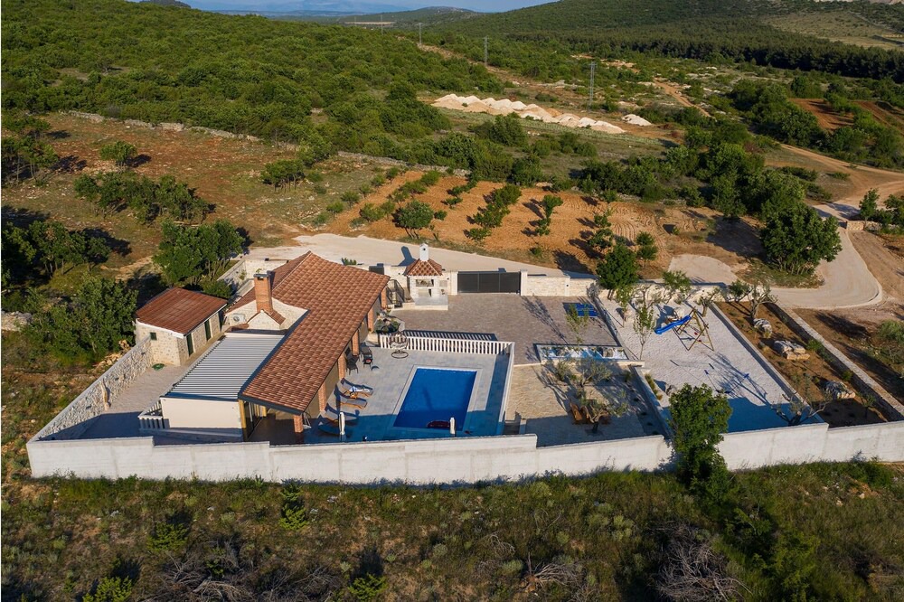 Photo of Outdoor in Lisicici
