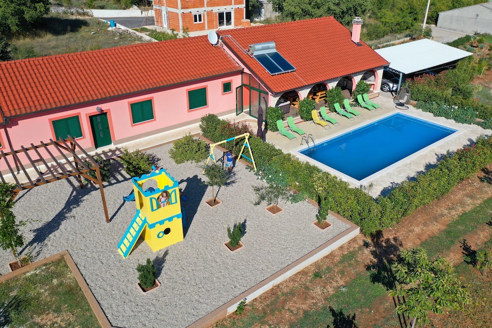 Photo of Outdoor in Prapatnica