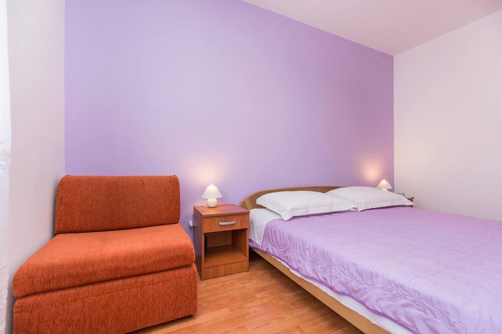 Photo of Bedroom in Topid