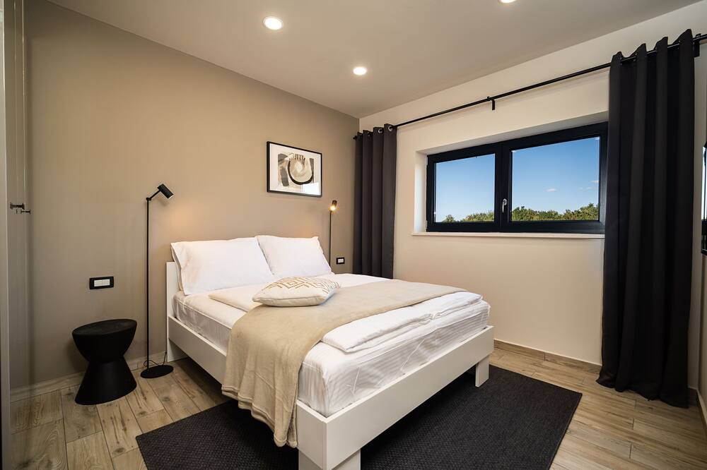 Photo of Bedroom in Topid