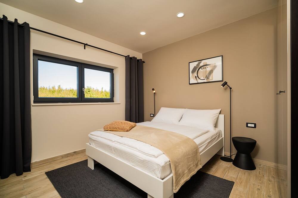 Photo of Bedroom in Topid
