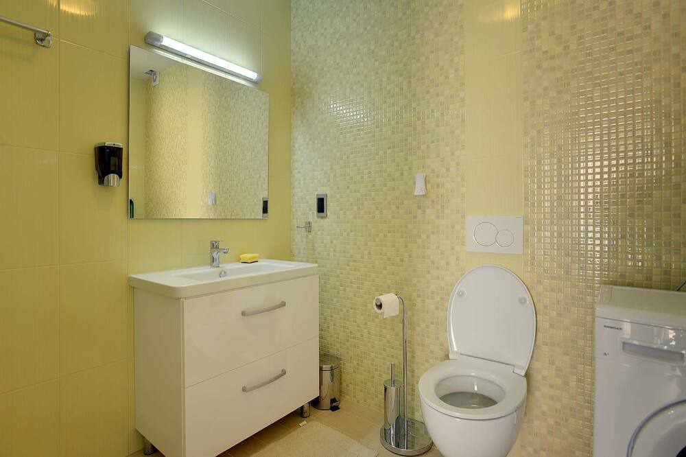 Photo of Bathroom in Medulin