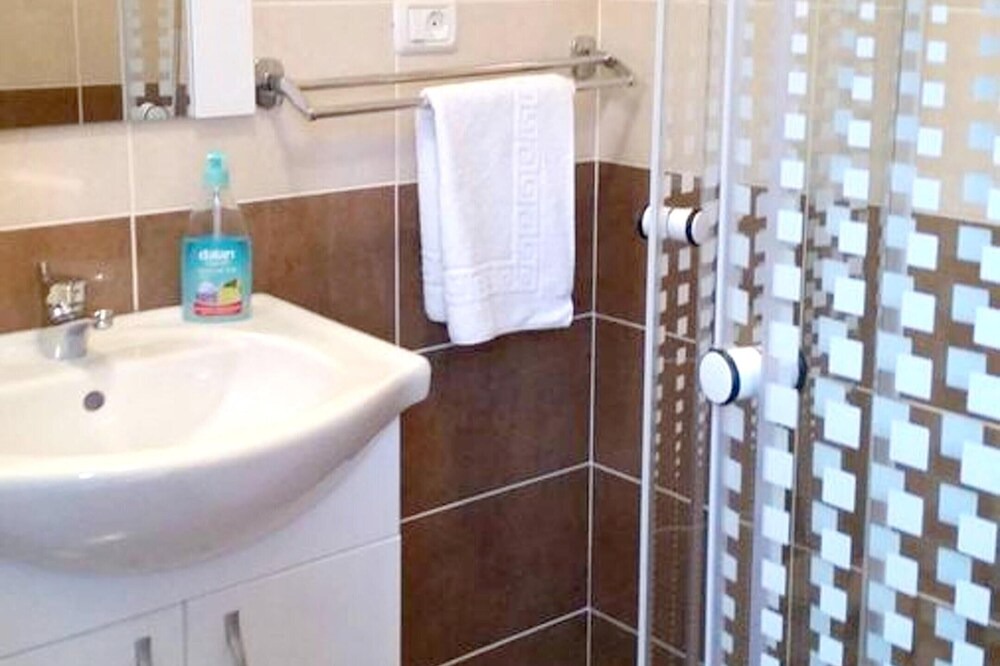 Photo of Bathroom in Sacele