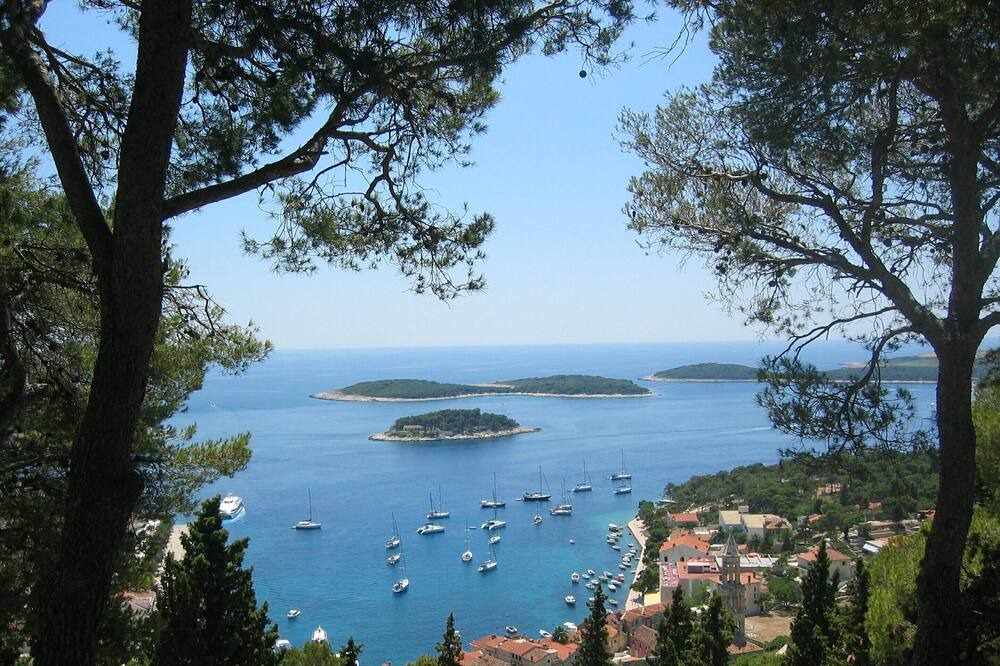 Photo of Others in Cove Basina (Jelsa)