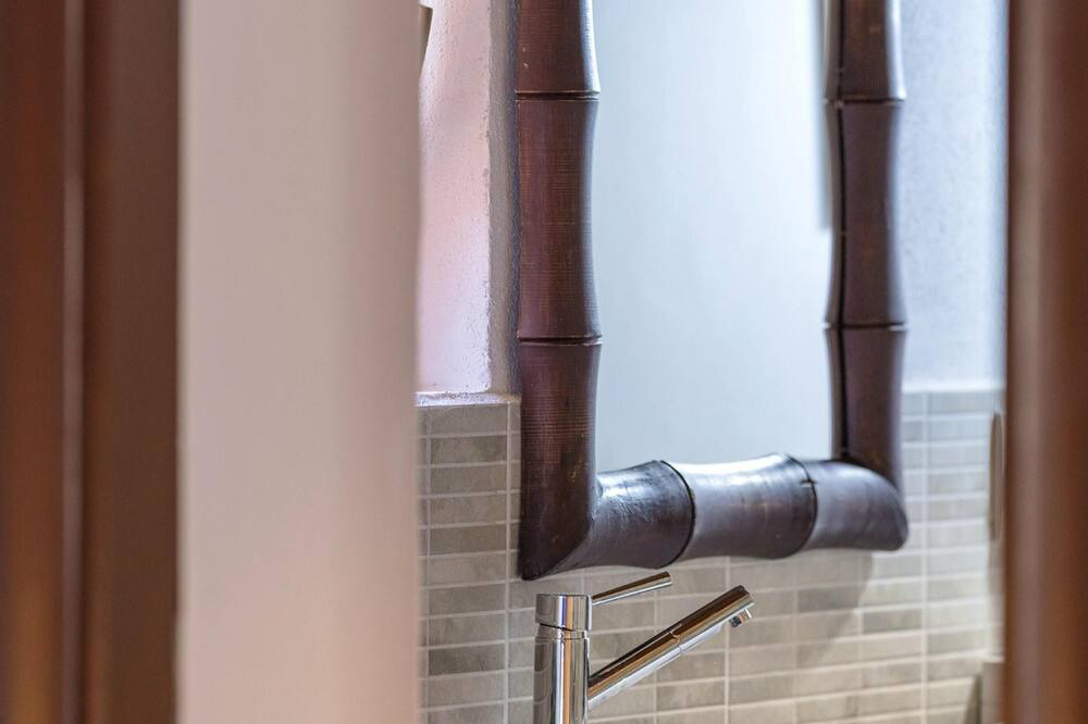 Photo of Bathroom in Cove Basina (Jelsa)