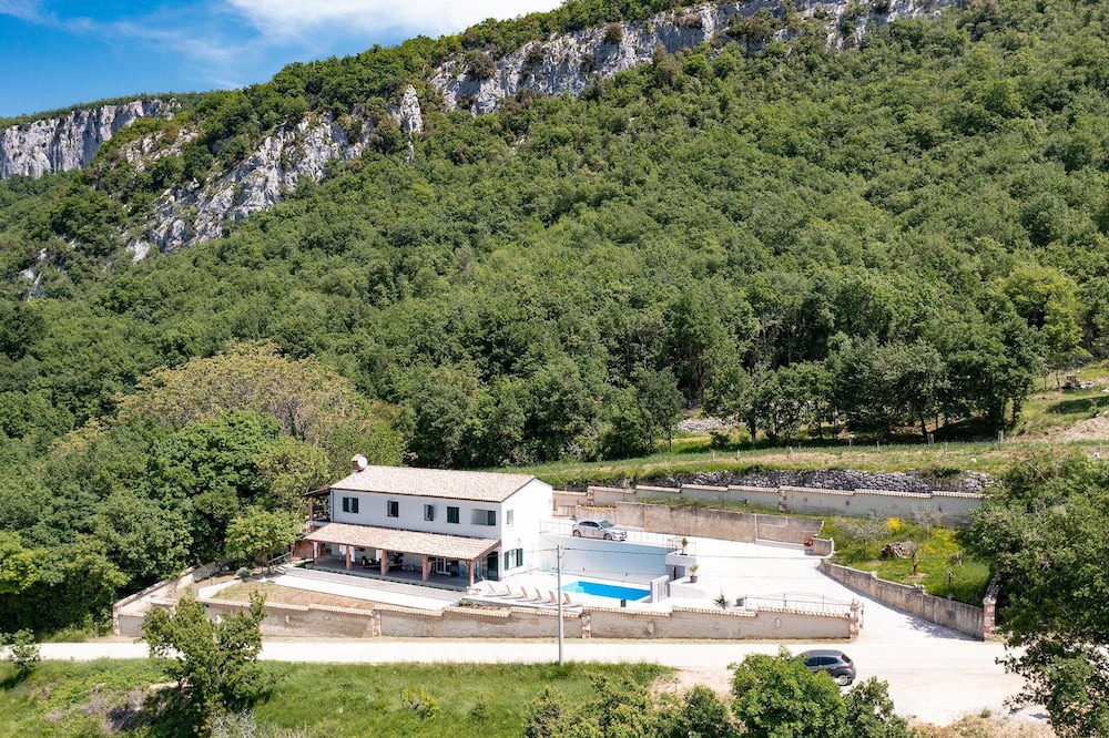 Photo of Outdoor in Lupoglav
