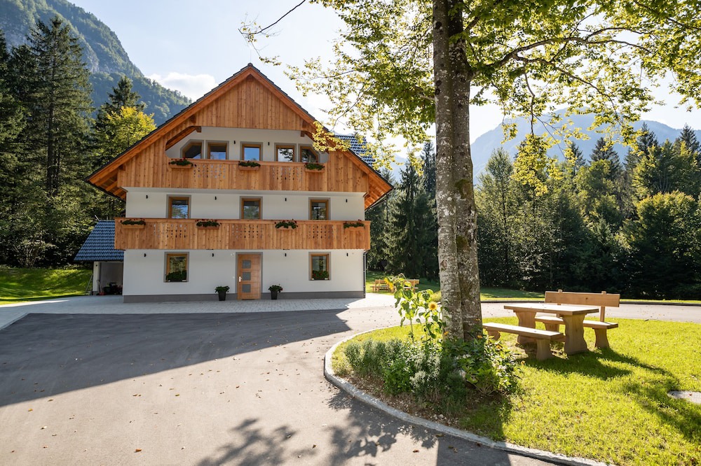 Photo of Outdoor in Ukanc