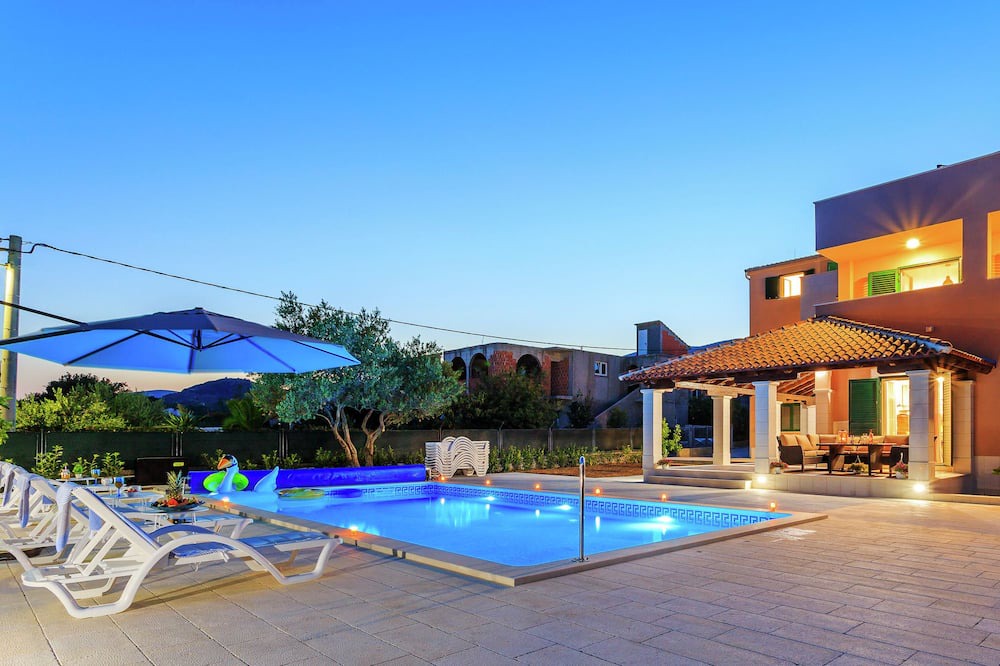 Photo of Outdoor in Rudine