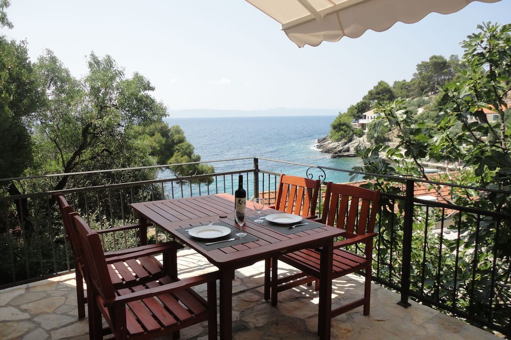 Photo of Patio Balcony in Gdinj