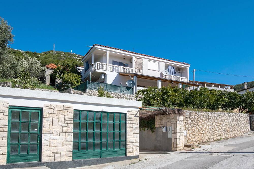 Photo of Outdoor in Ploce