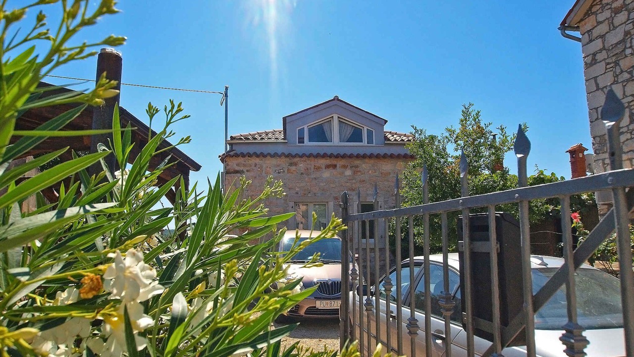 Photo of Outdoor in Marcana