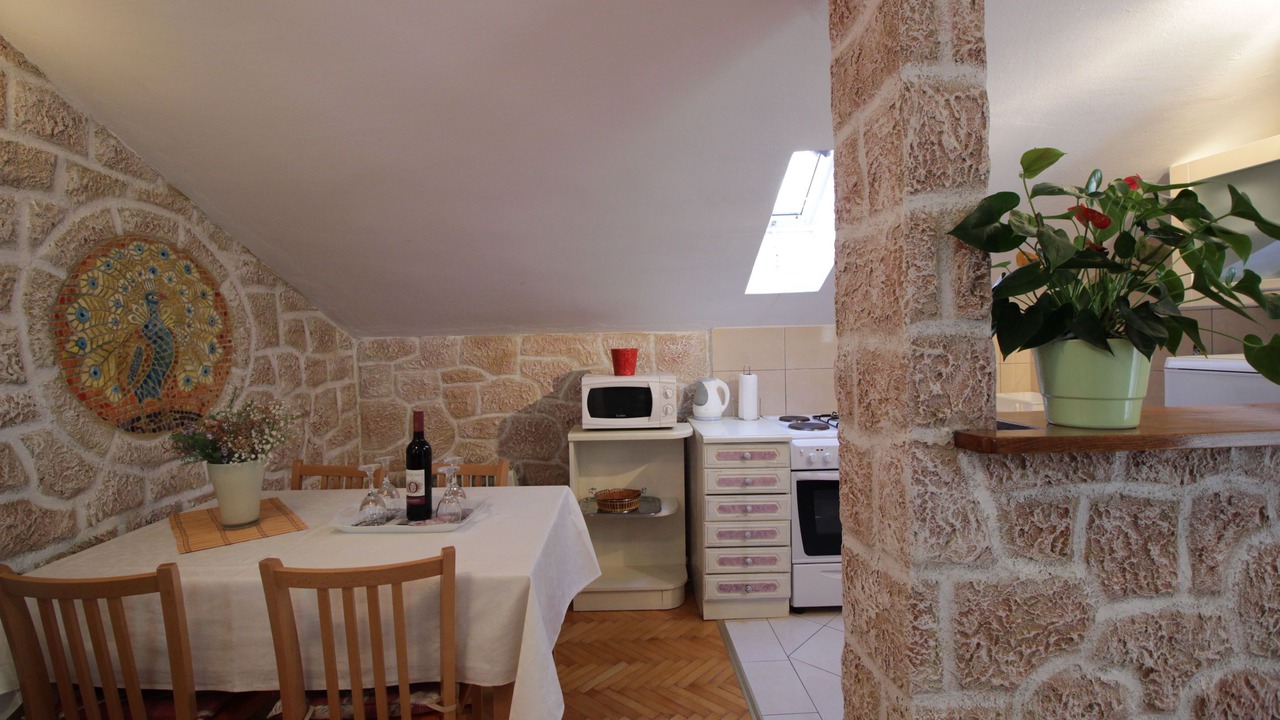 Photo of Others in Omis