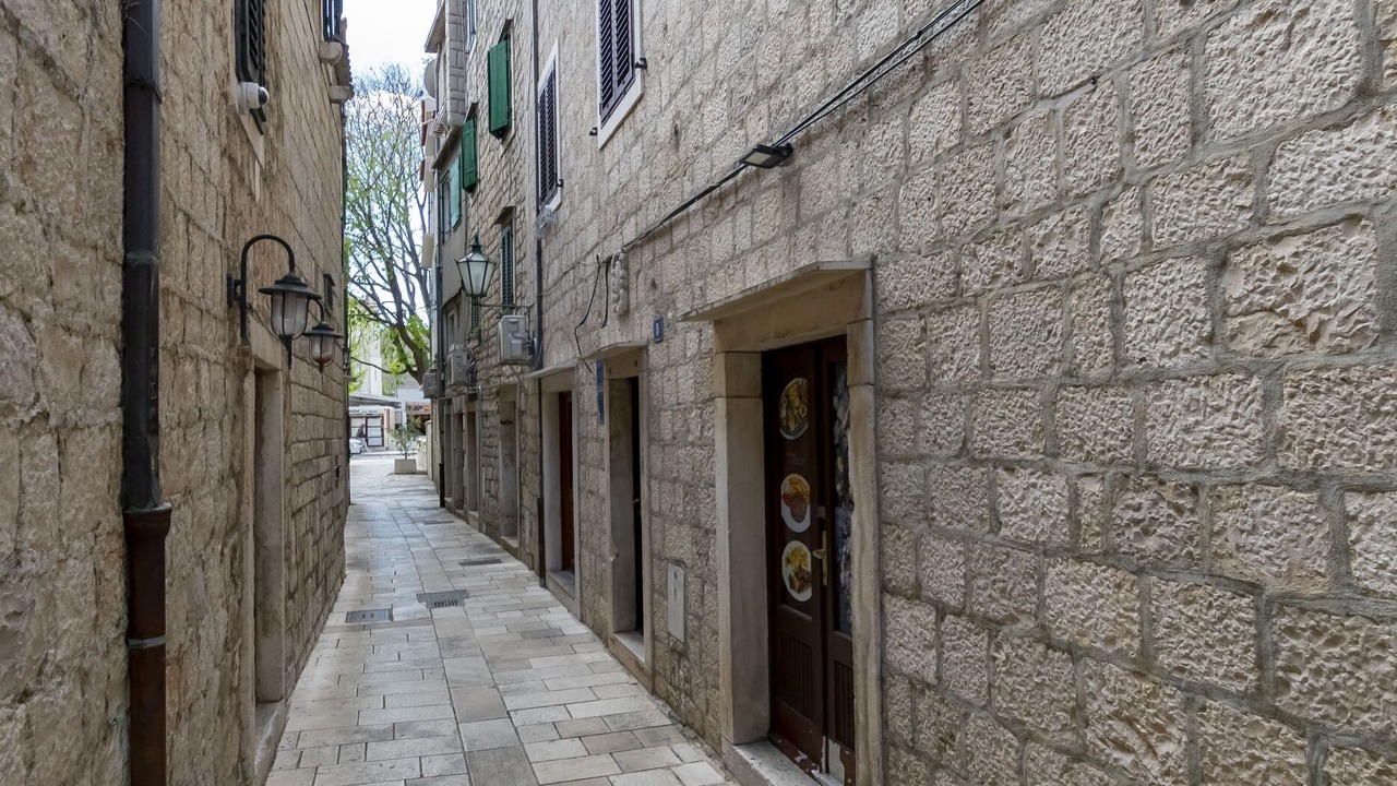 Photo of Others in Omis