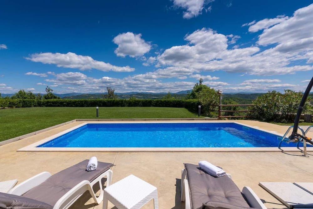 Photo of Outdoor in Kircija