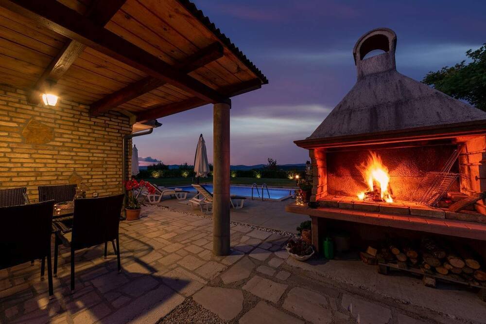 Photo of Outdoor in Kircija