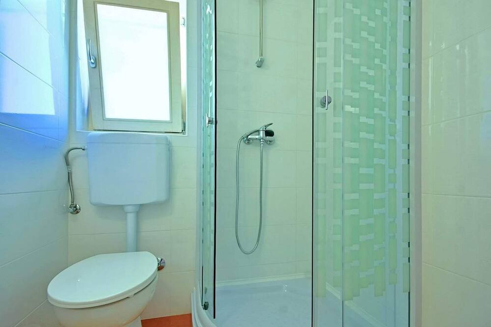 Photo of Bathroom in Pican