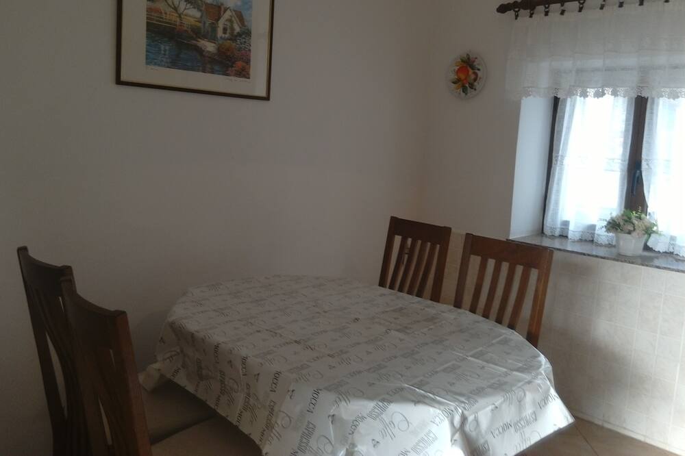 Photo of Kitchen in Zambratija