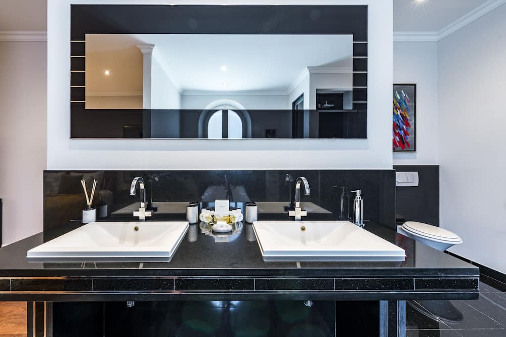 Photo of Bathroom in Trsteno