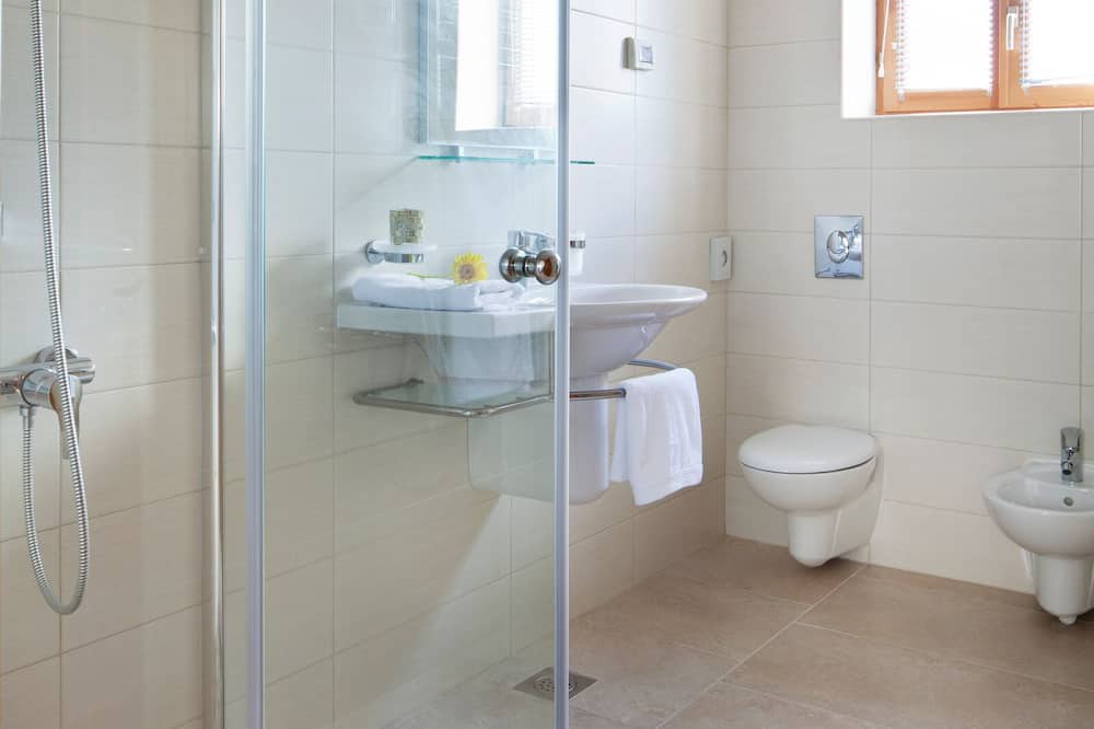 Photo of Bathroom in Baredine