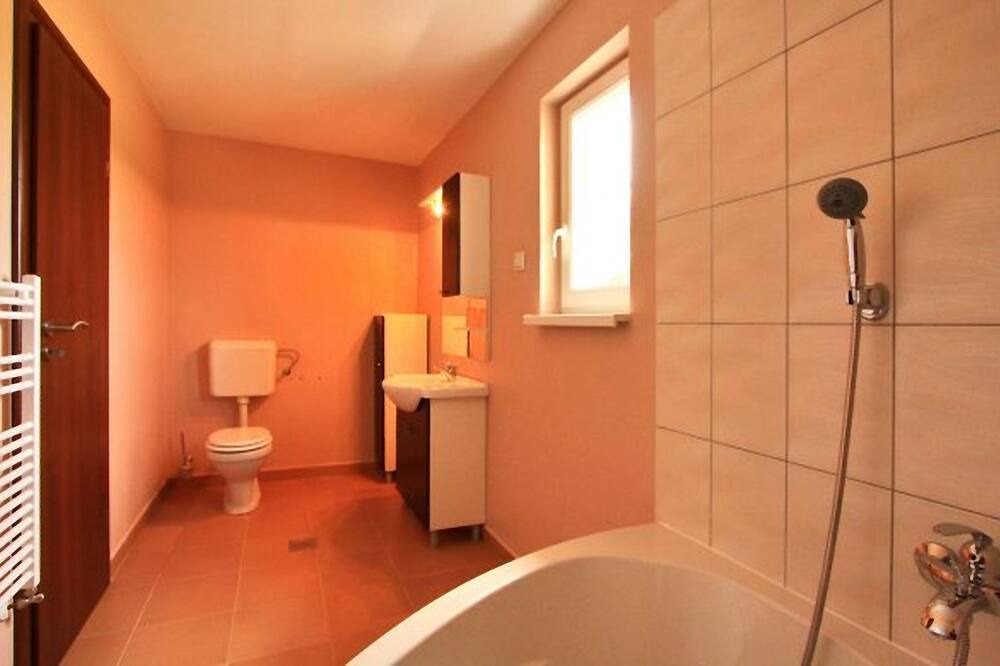 Photo of Bathroom in Cere