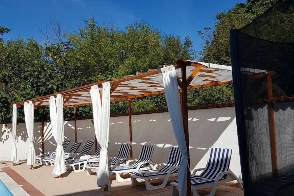 Photo of Outdoor in Cere