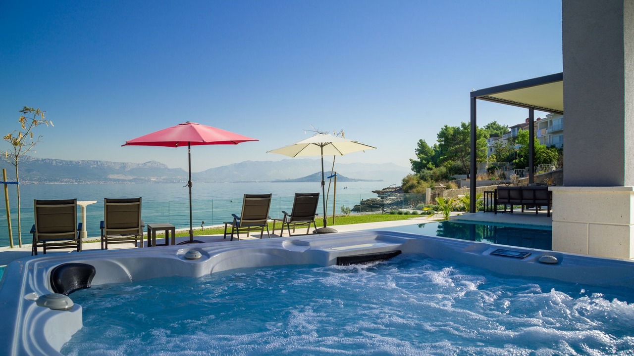 Photo of Outdoor in Slatine