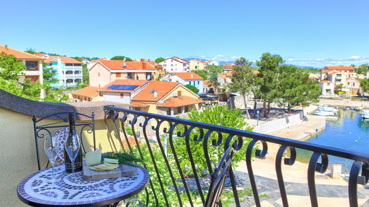 Photo of Patio Balcony in Porat