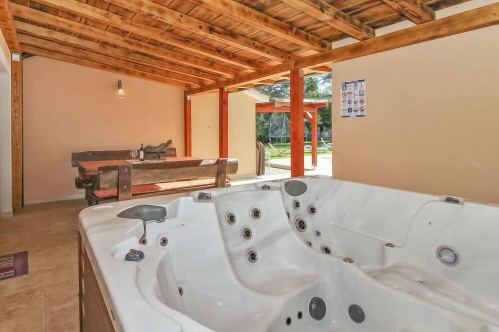 Photo of Bathroom in Heki