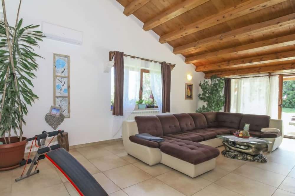Photo of Livingroom in Heki