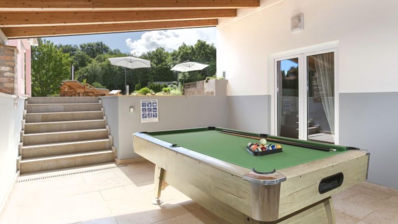 Photo of Outdoor in Strmac