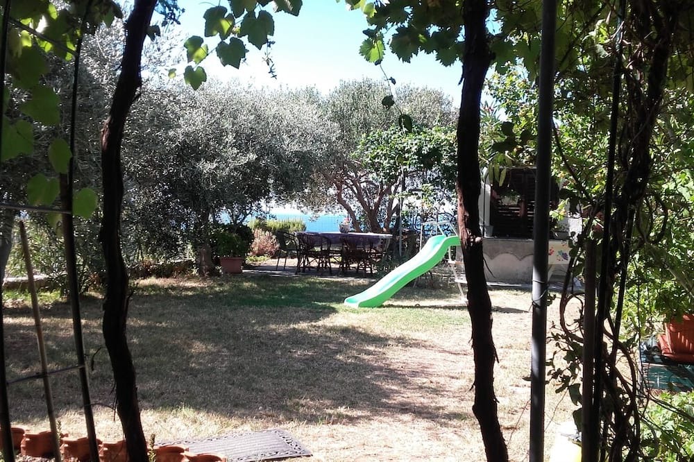Photo of Outdoor in Mundanije