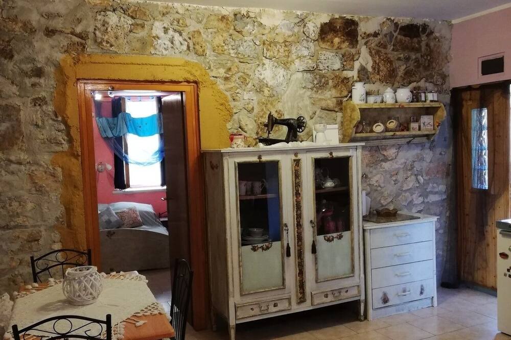 Photo of Livingroom in Sutomiscica