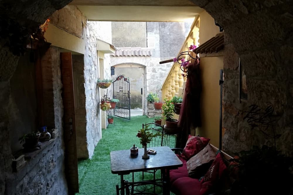 Photo of Outdoor in Sutomiscica