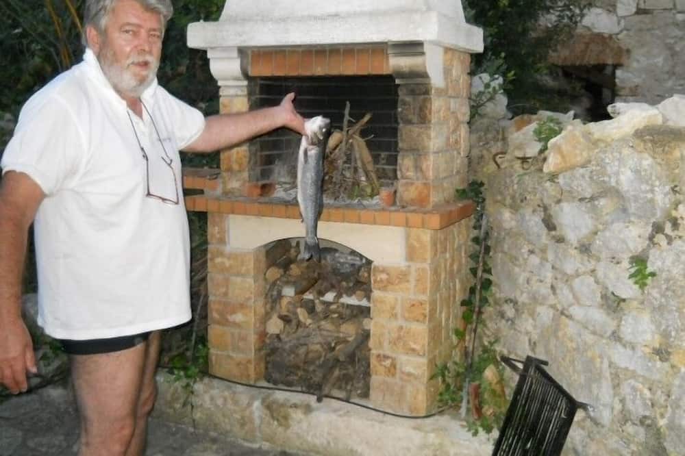 Photo of Outdoor in Sutomiscica