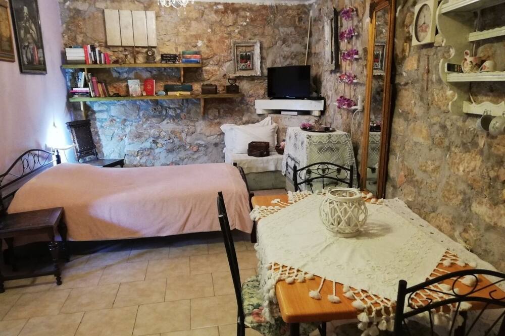 Photo of Livingroom in Sutomiscica