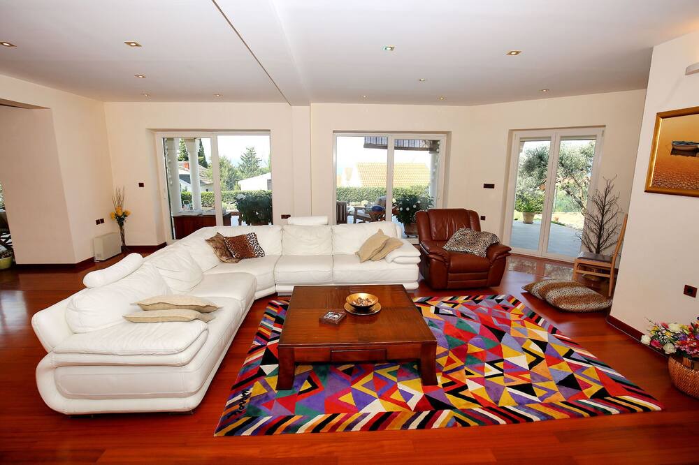 Photo of Livingroom in Kozino