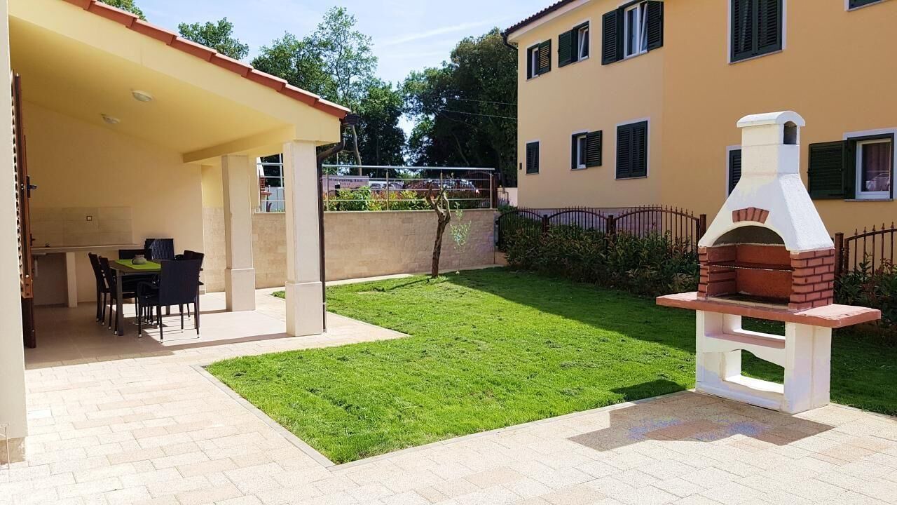 Photo of Outdoor in Banjole