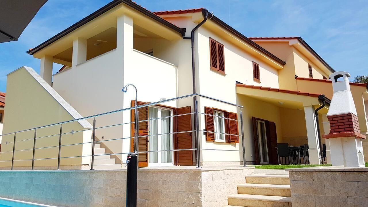 Photo of Outdoor in Banjole