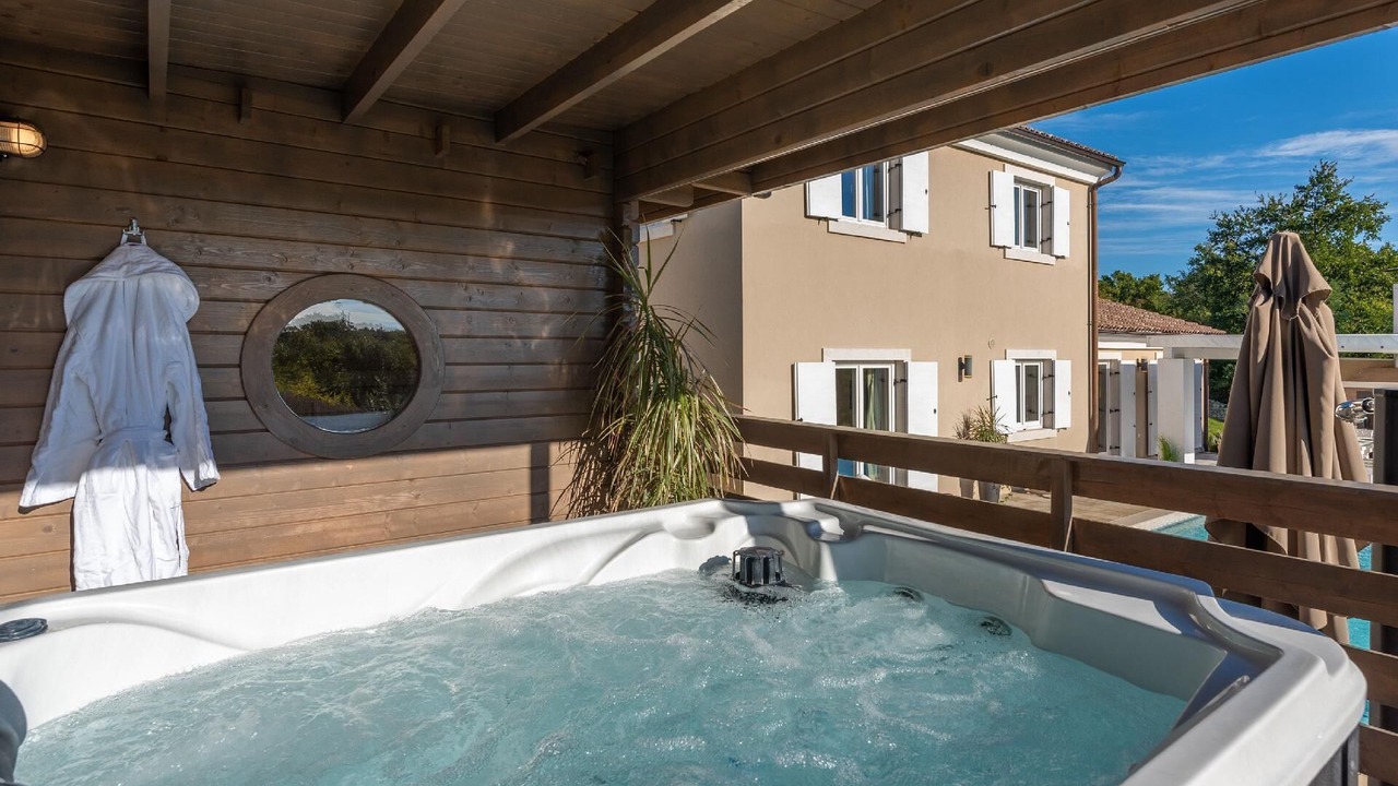 Photo of Outdoor in Jursici