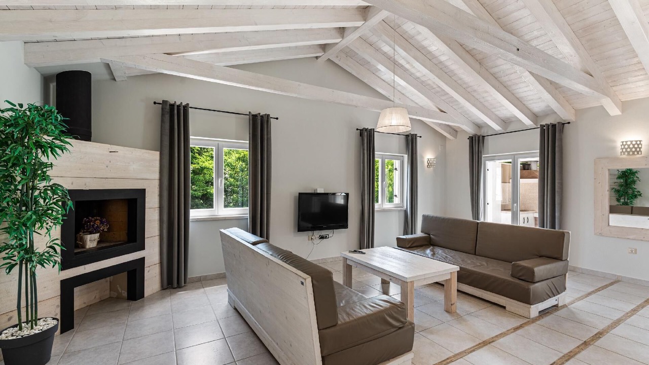 Photo of Livingroom in Jursici