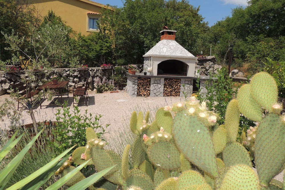 Photo of Outdoor in Brzac