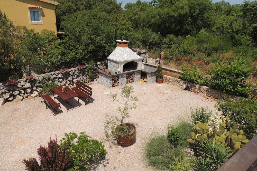 Photo of Outdoor in Brzac