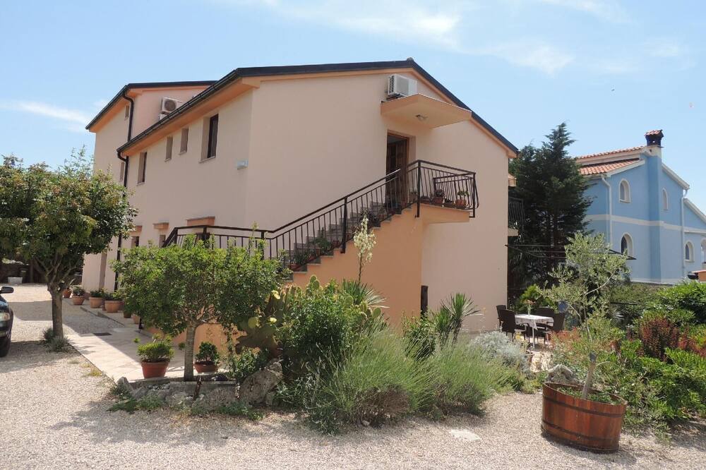 Photo of Outdoor in Brzac