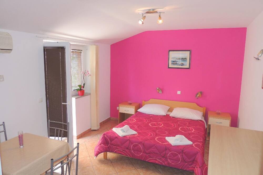 Photo of Others in Brzac